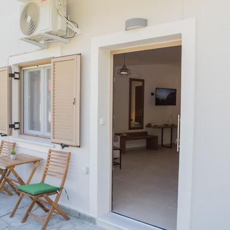 Le Quartier Comfy Studios Parga Exteriör bild